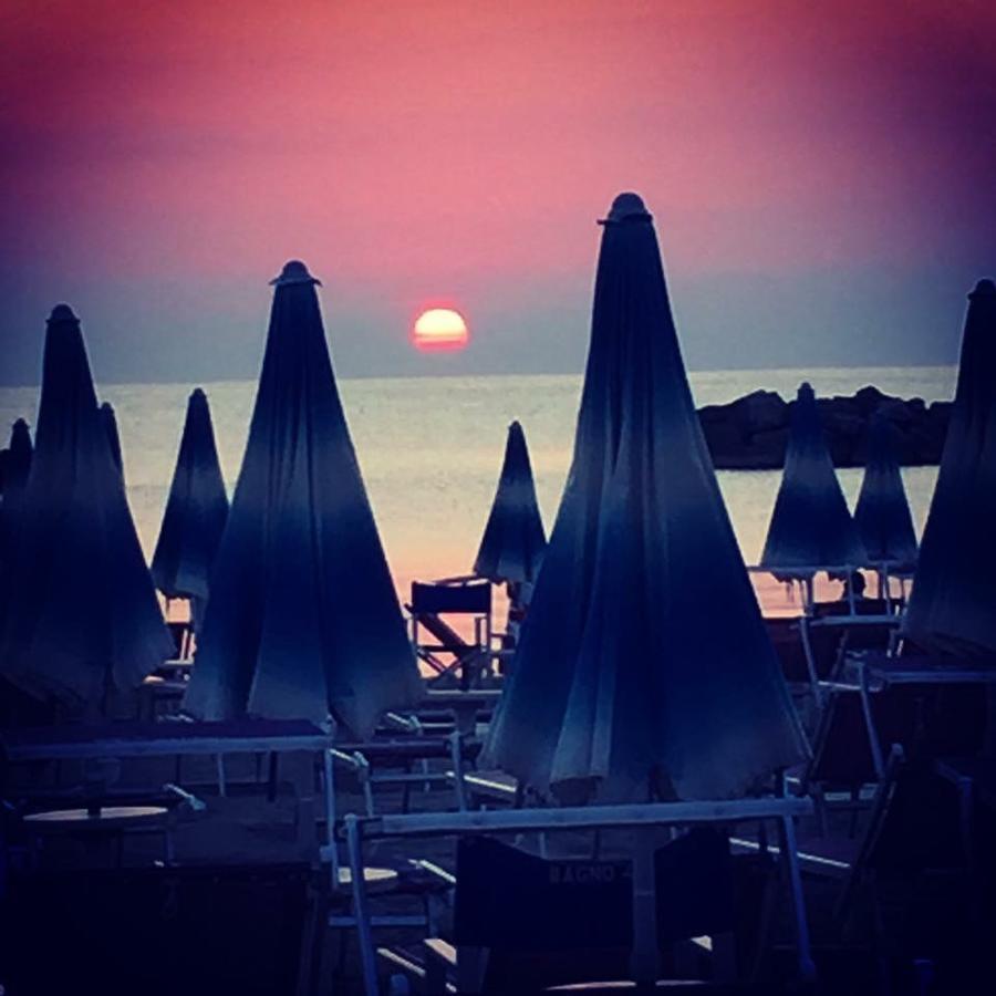 Hotel Della Motta Bellaria-Igea Marina Dış mekan fotoğraf